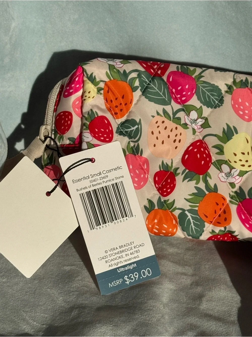 NWT Vera Bradley Essentials Small Cosmetic Bag Ultralight, Bushels of Berries